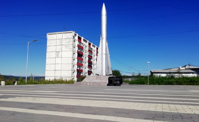 Зона центральной лестницы мкрн. Зеленый, г. Иркутск, 2019 г. г. Иркутск, 2019 год 